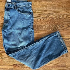 Men’s Gap loose fit jeans